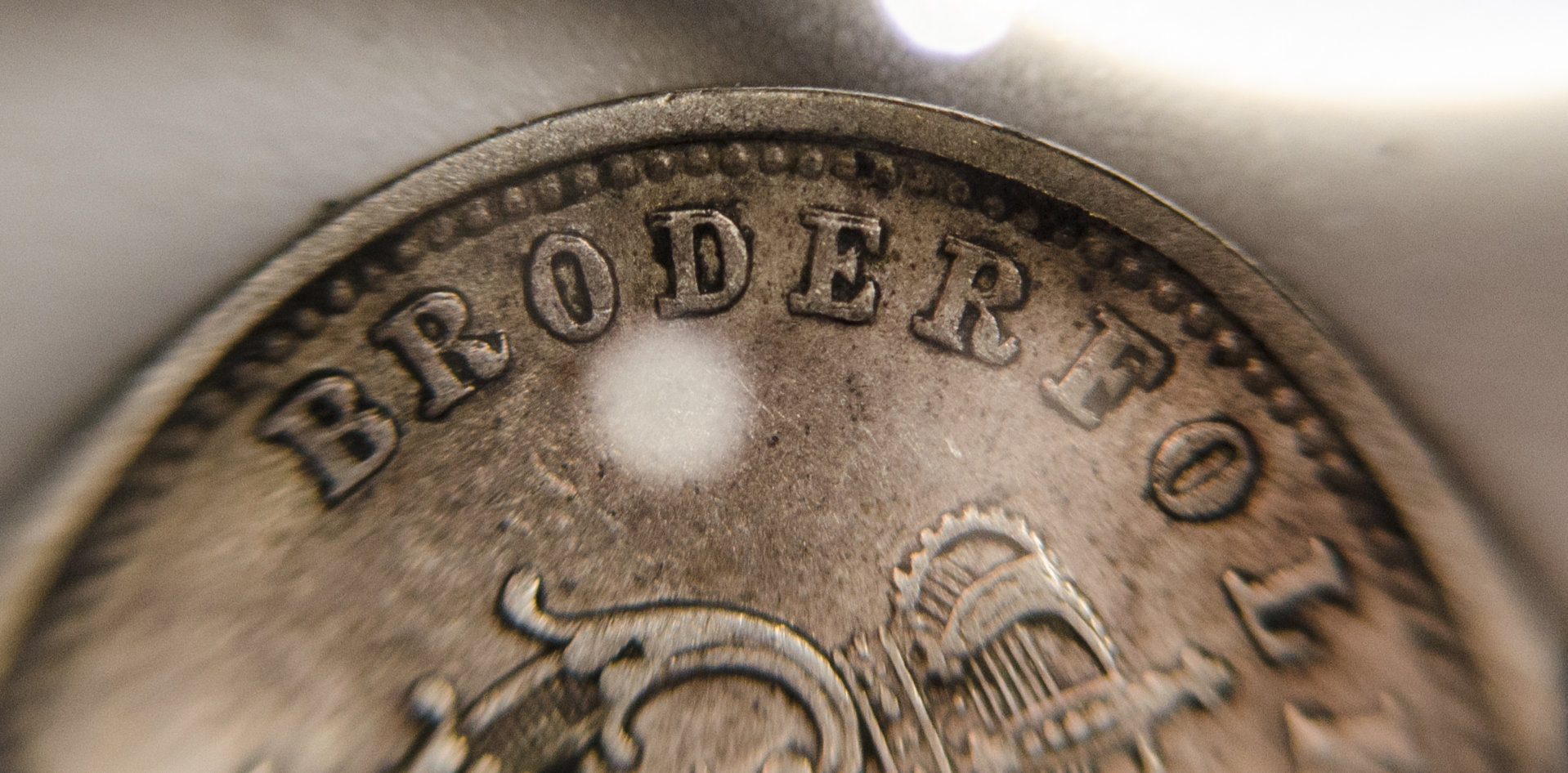 Norway - 1876 25 Ore Double Die Closeup.JPG