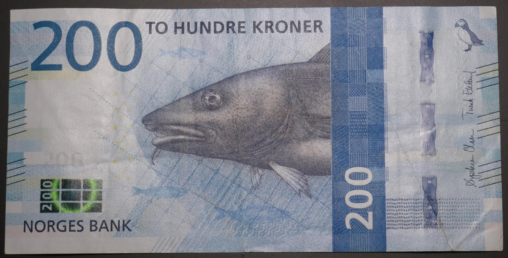 Norway_2016_200Kroner_01.png