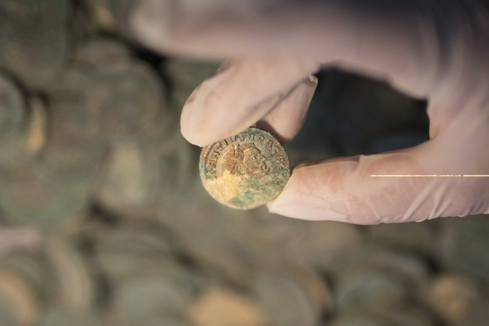 NTD-Ancient-Roman-coins09.jpg