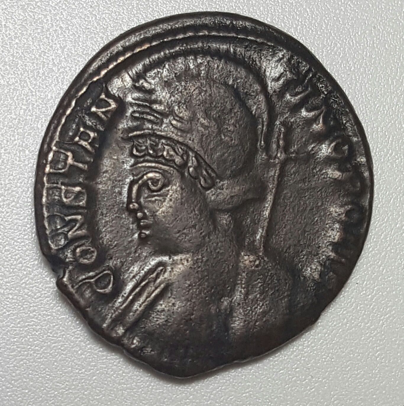 Obv.ConstantineCommem.jpg