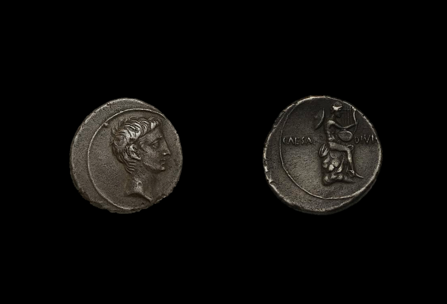 Octavian denarius.png