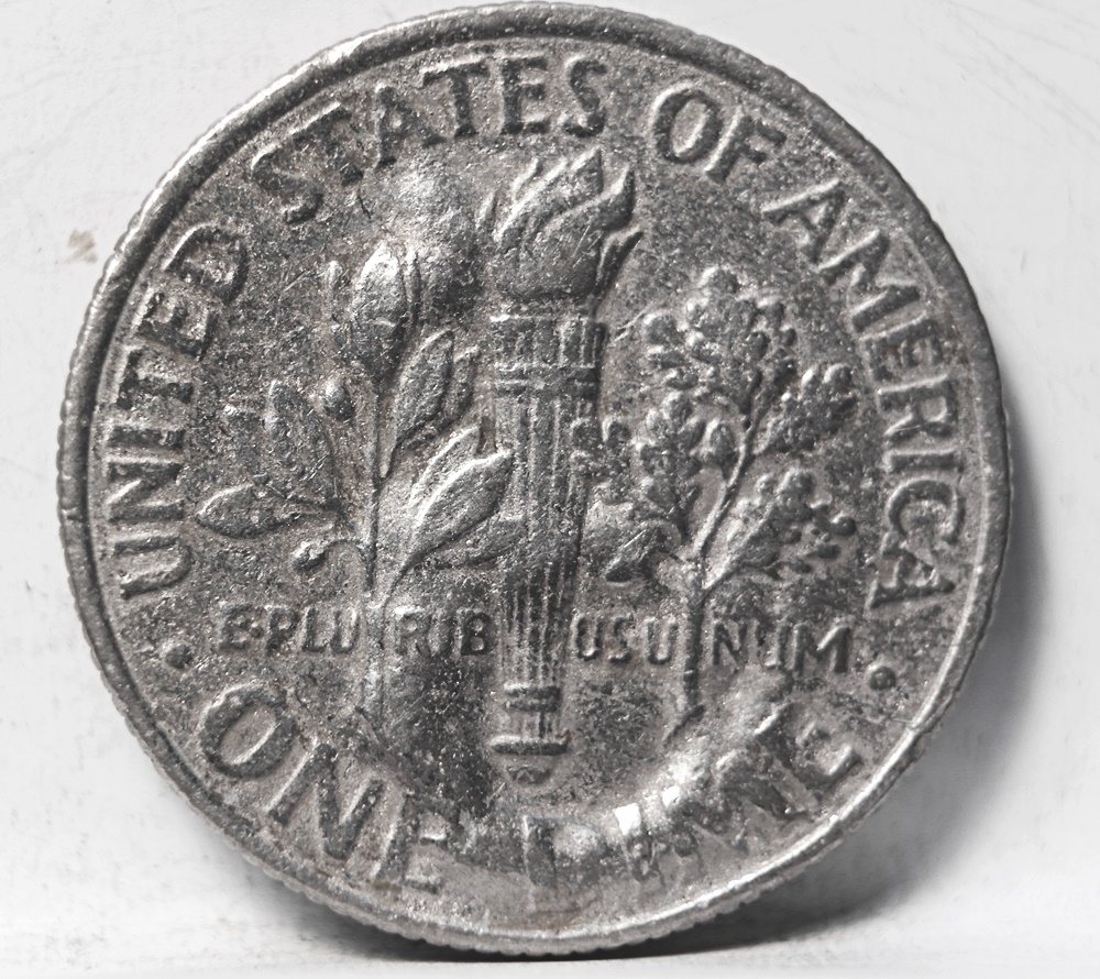 odd dime tail.JPG