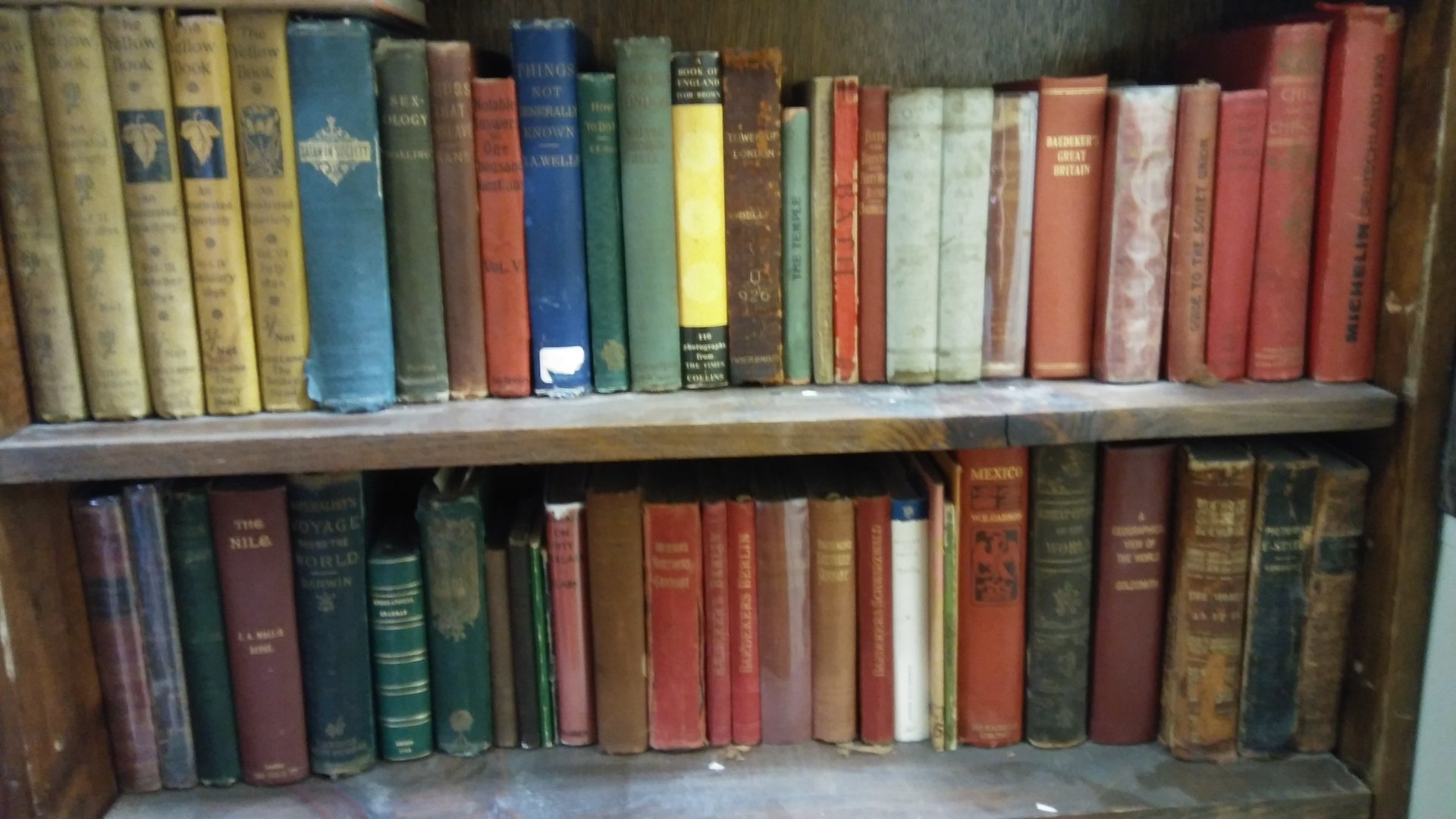 Old Books 2.jpg