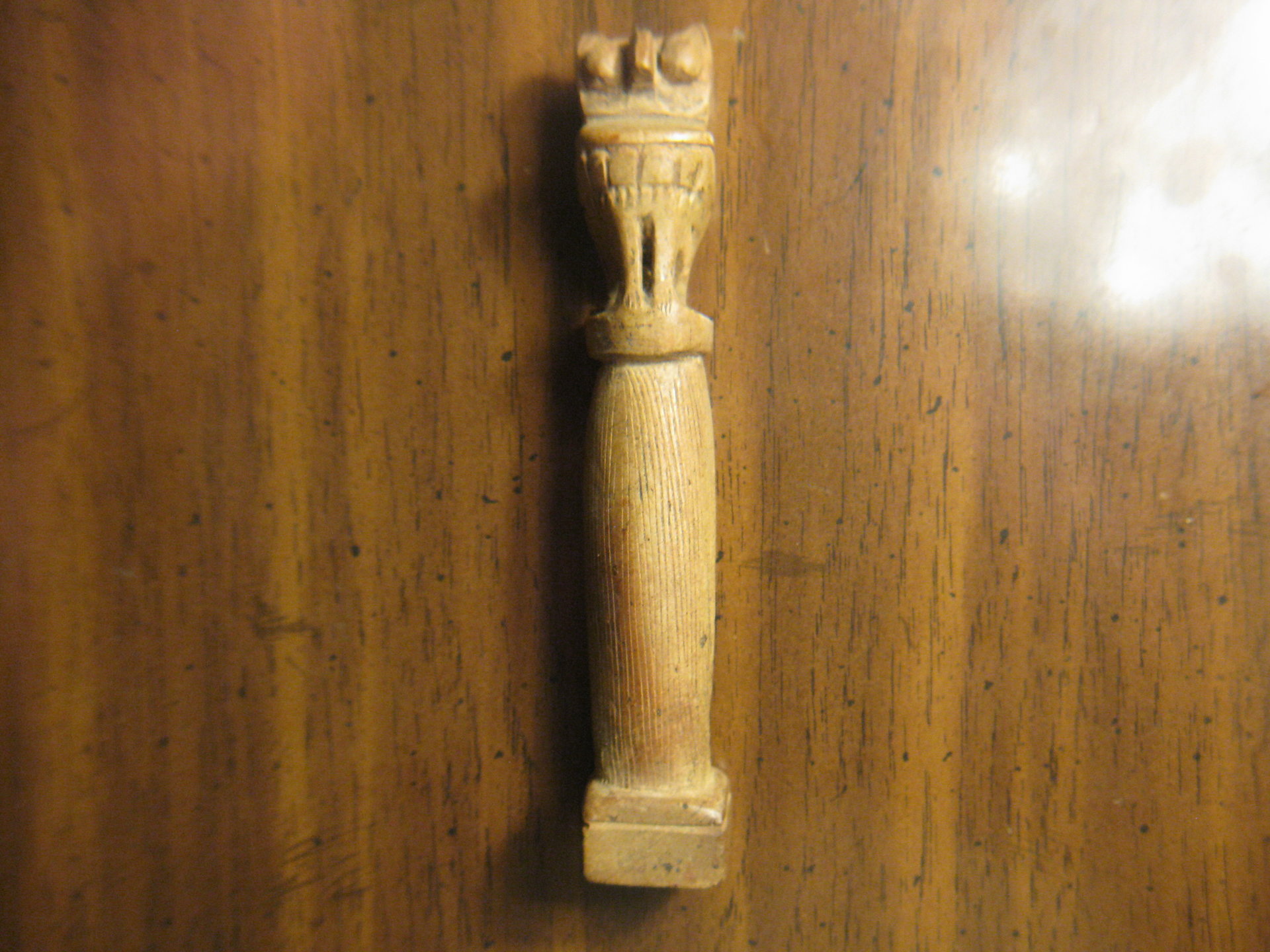 owl statue 001.JPG