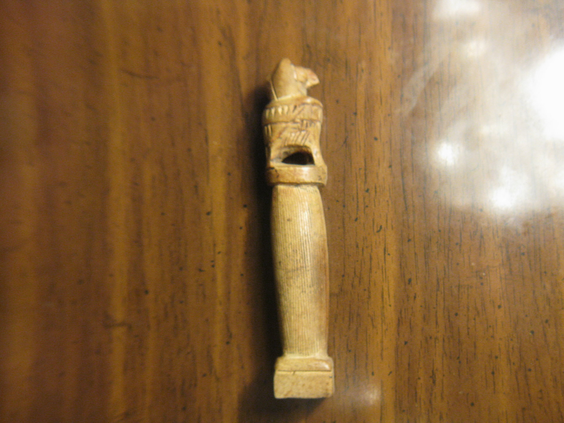 owl statue 002.JPG