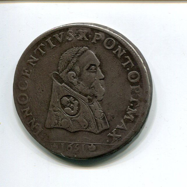 Papal States Avignon Innocent X Scudo 1651 obv  261.jpg