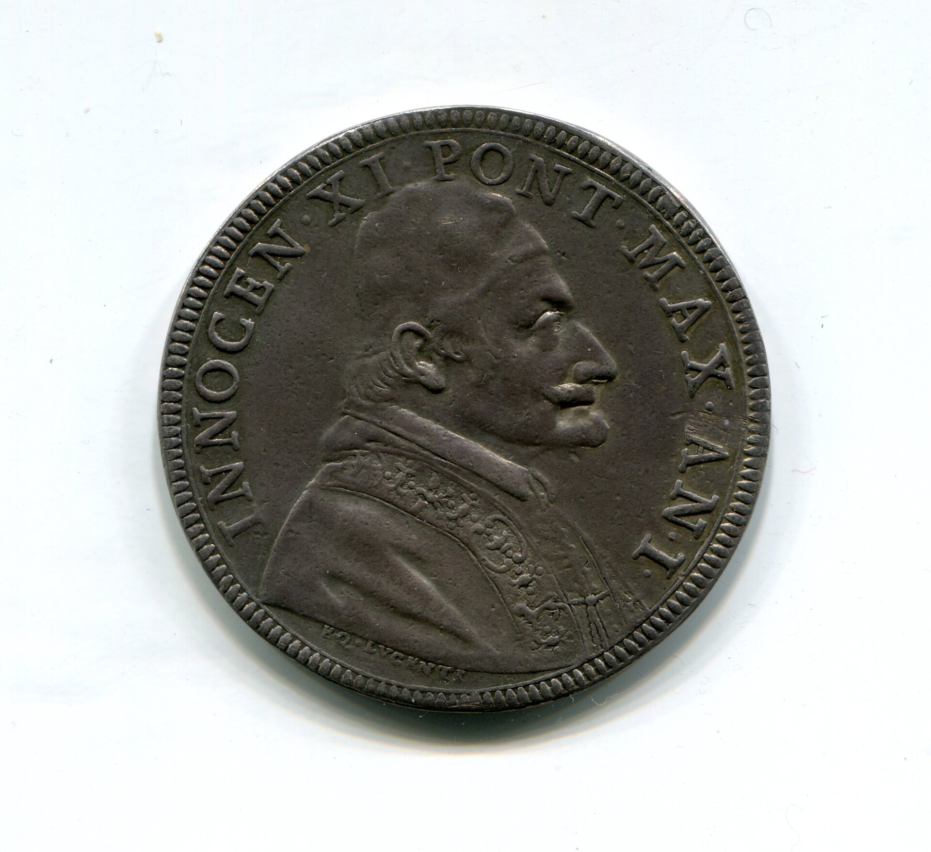 Papal States Innocent XI Piastre w St Matthew Yr 1 LD obv 292.jpg