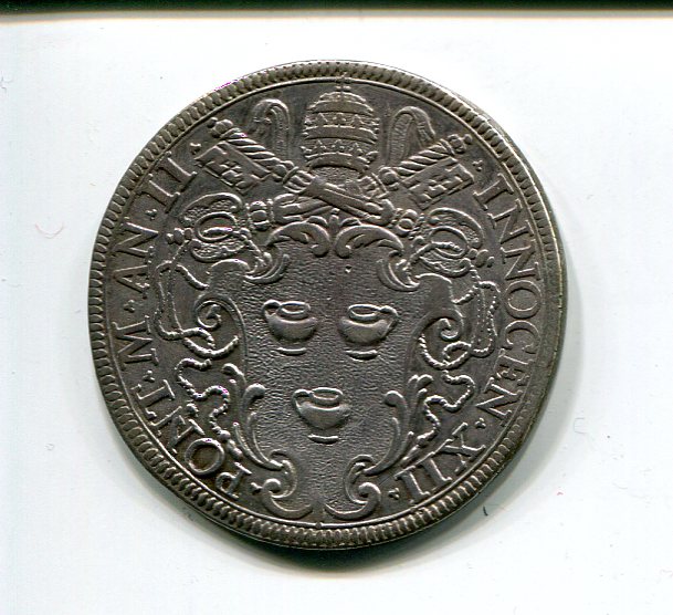 Papal States Innocent XII Mezzo piastre with pelican  1693 obv 310.jpg