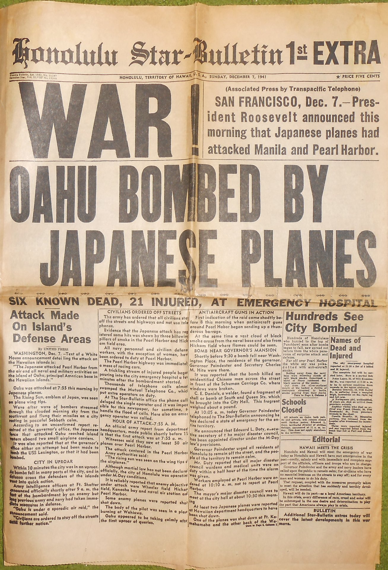 pearlharbor newspaper 1.jpg