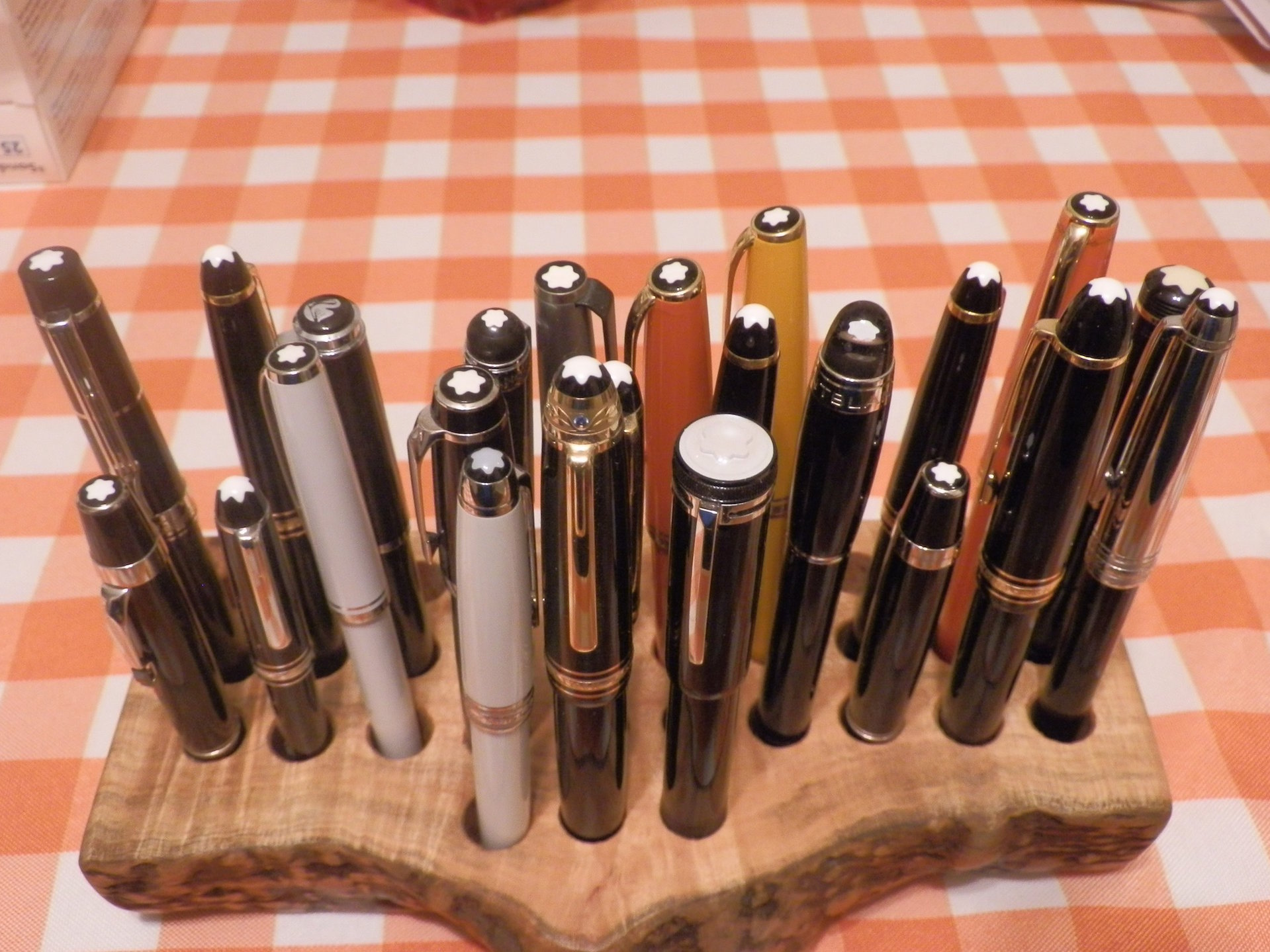 pens.jpg