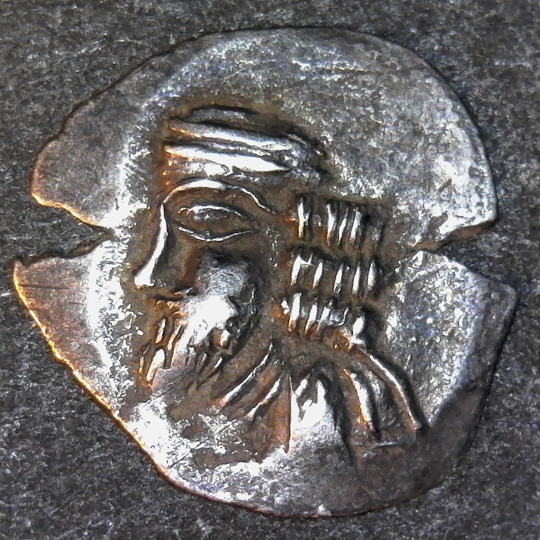 Persis Pakor II Circa 30AD ob less 5.jpg
