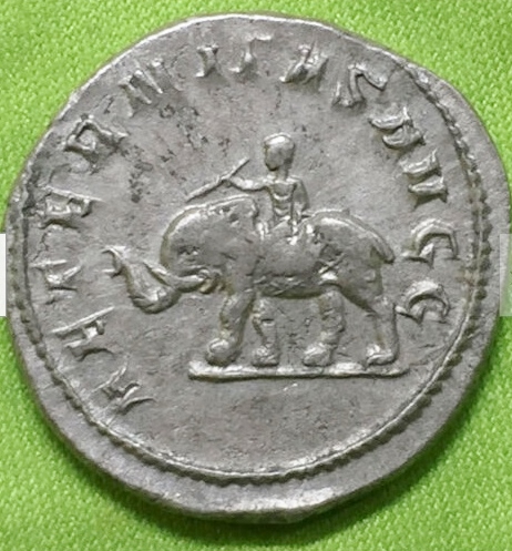 Philip I Antoninianus (Elephant) - reverse 2.jpg