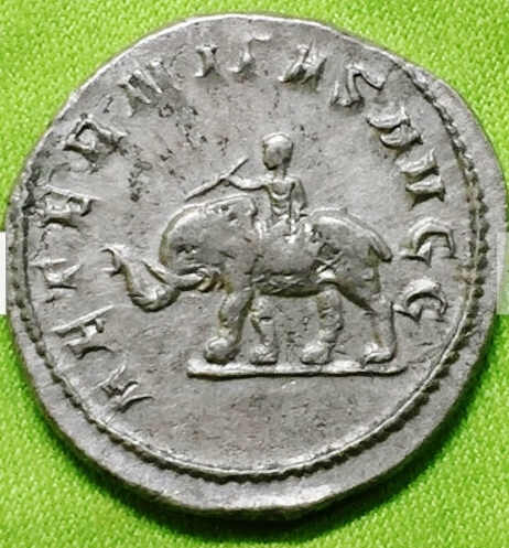 Philip I Antoninianus (Elephant) - reverse 2.jpg