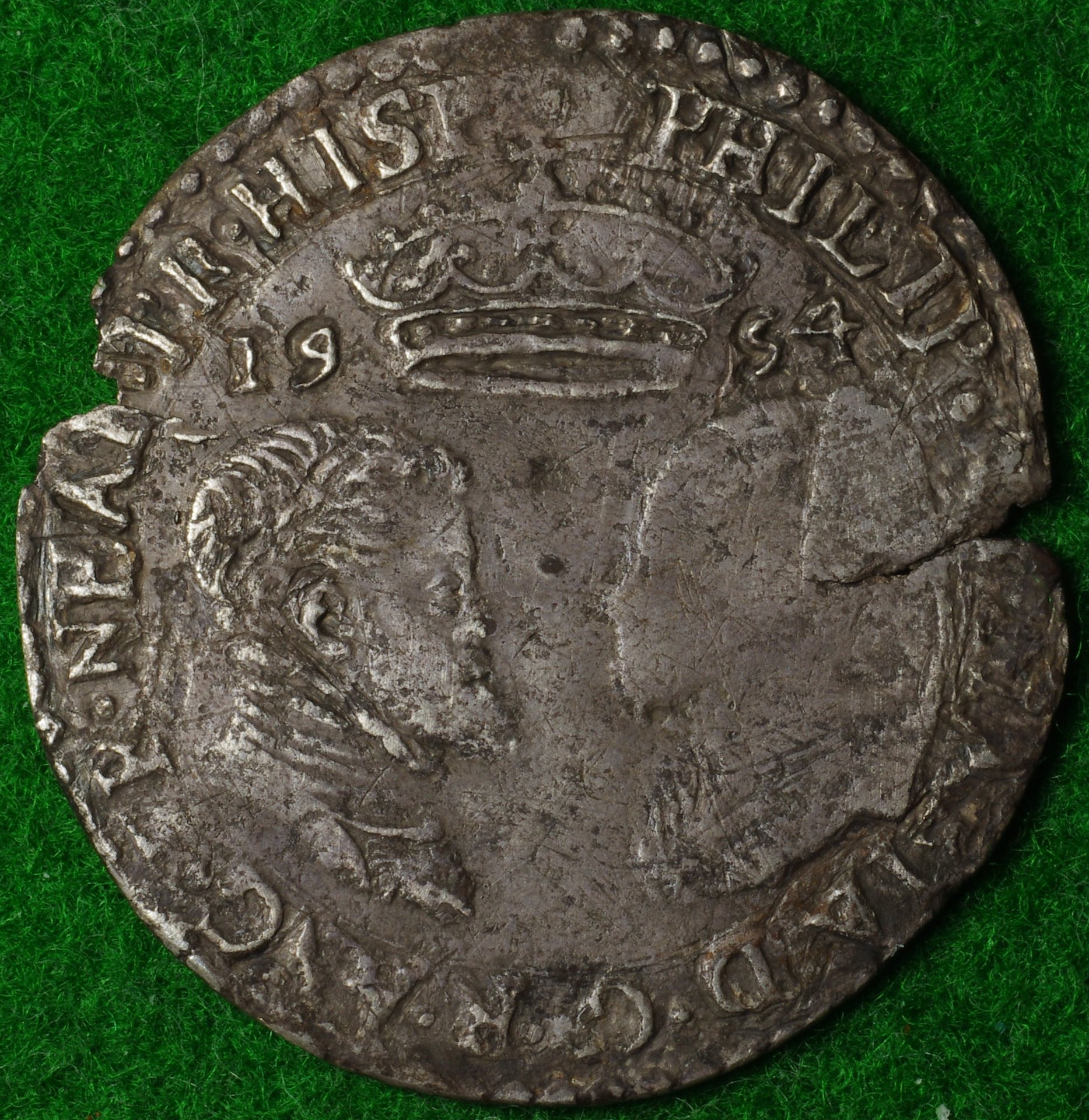Philip & Mary Sixpence S2505 1.JPG