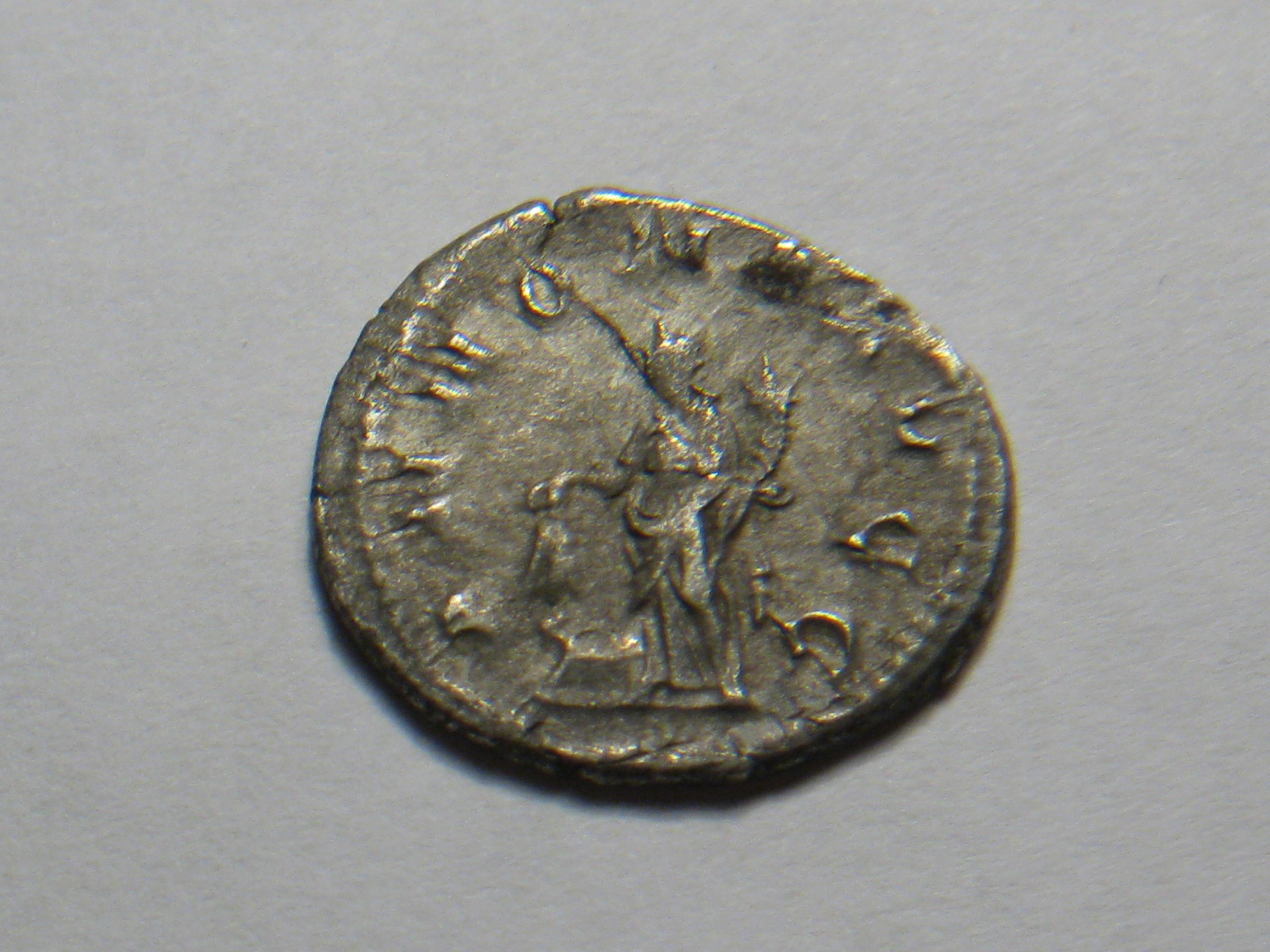 Phillip l (The Arab) Annon antoninanus 3.67gms 004.JPG