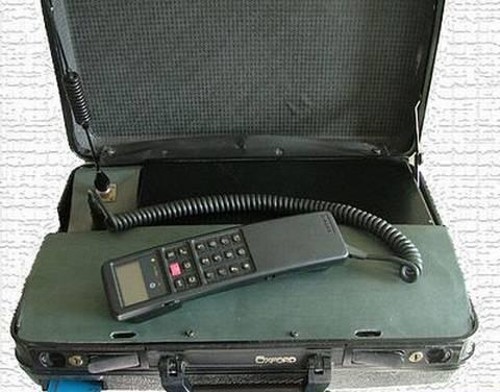 phone-suitcase.jpg