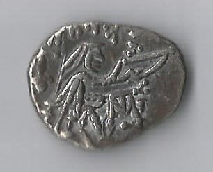 Phraats IV R    silv 38 BC.jpg
