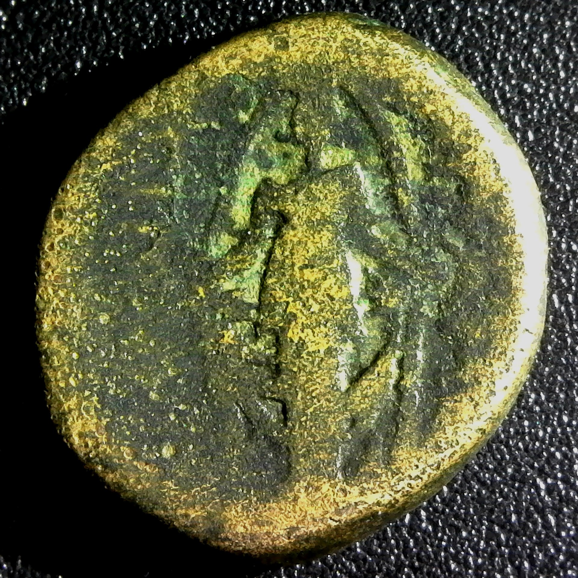PHRYGIA, Apameia. Circa 88-40 BC. Æ Zeus Artemis rev.jpg