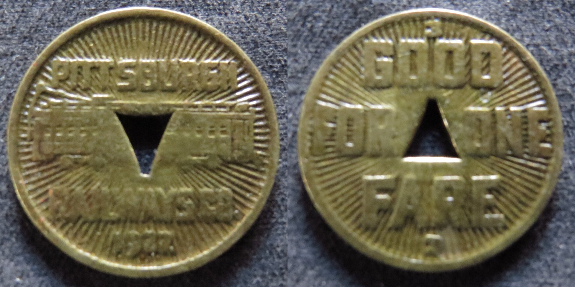 Pittsburgh Transit Token 1922.jpg