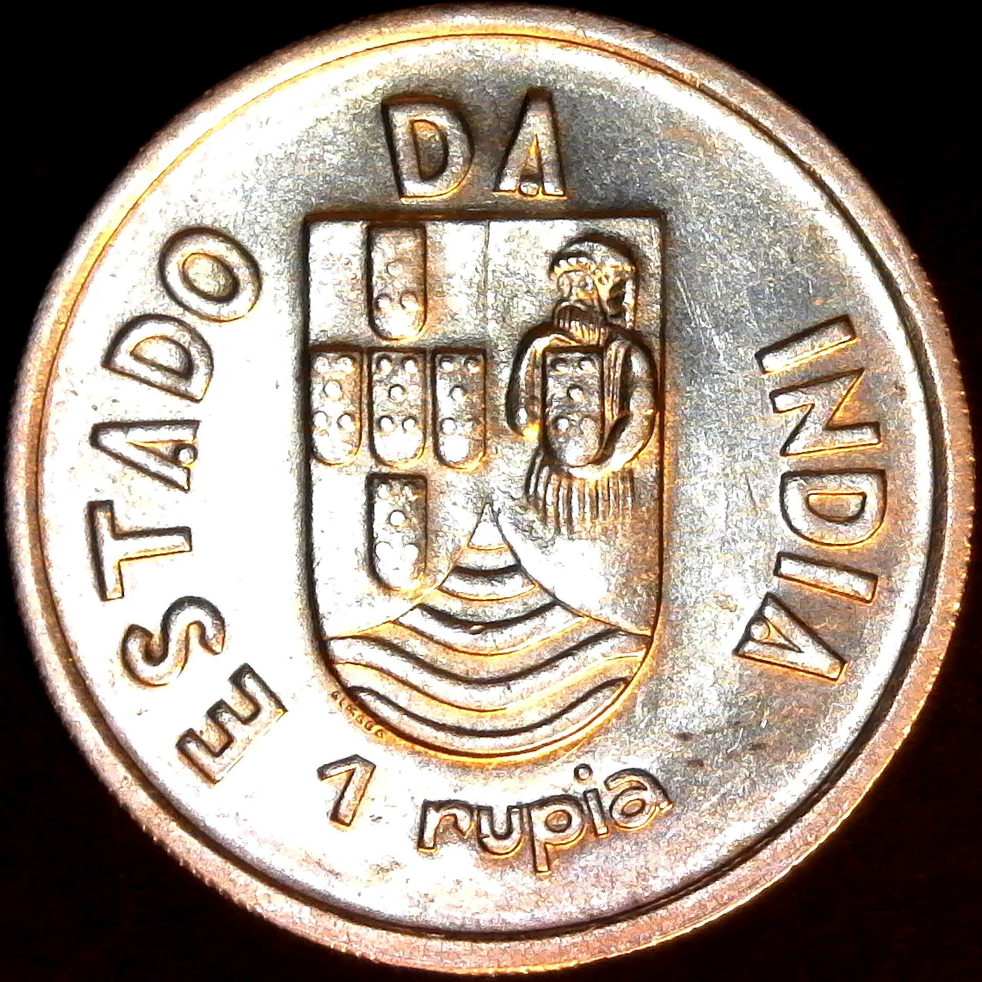 PORTUGUESE INDIA 1 Rupia KM22 1935 obv.jpg