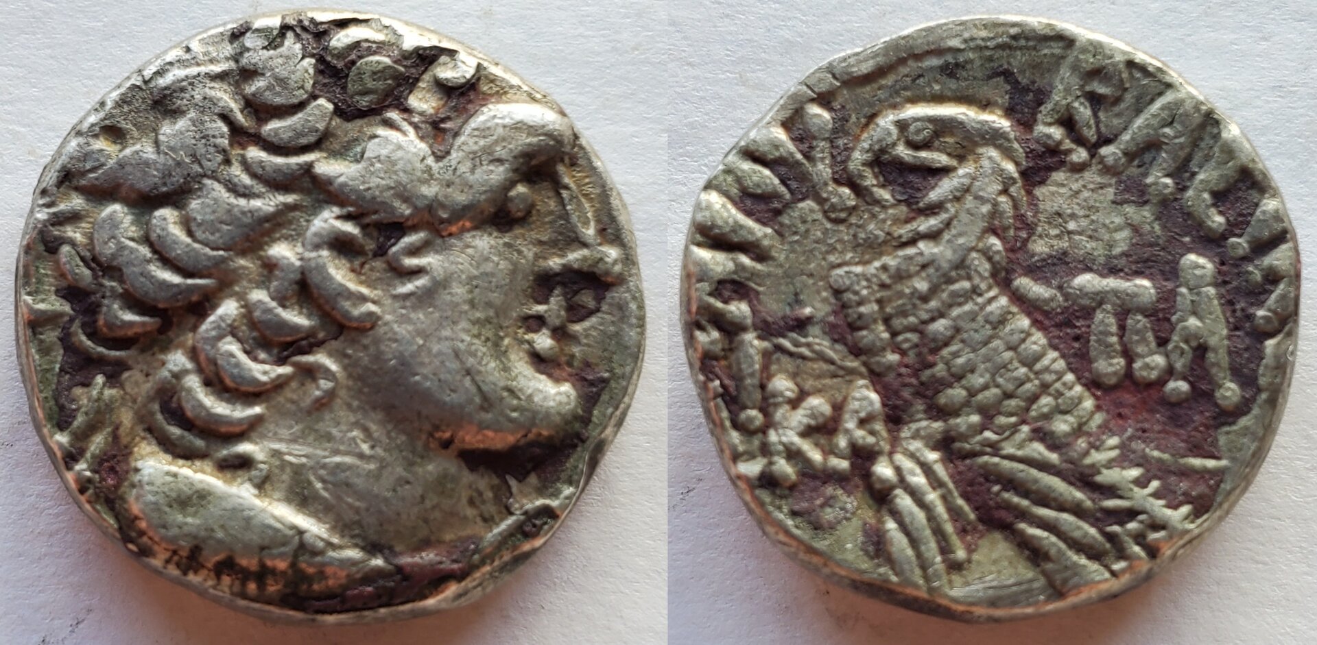 Ptolemy XII tetradrachm paphos RY21 60bc.jpg