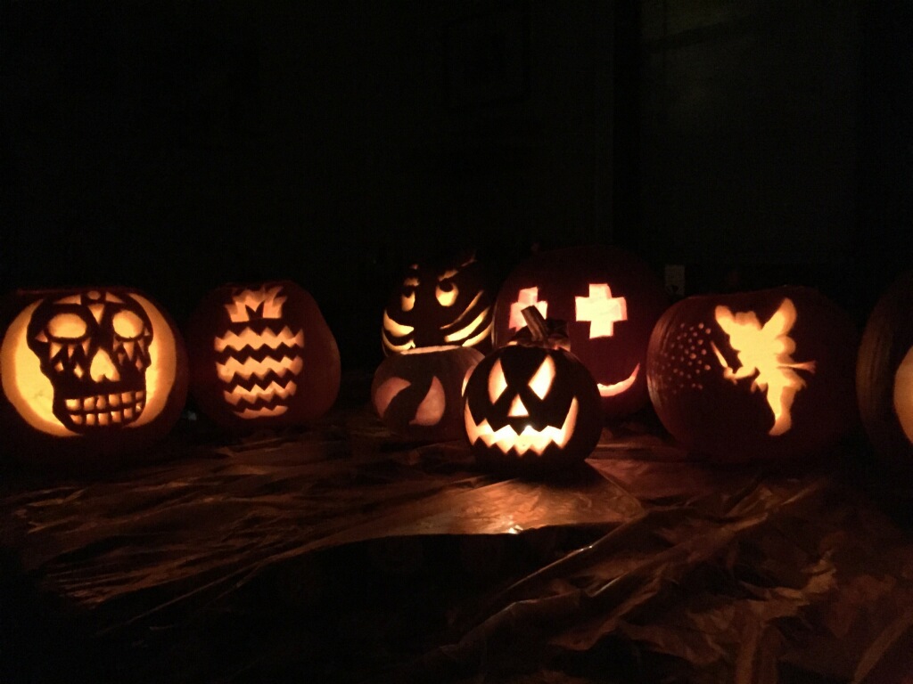 Pumpkin carving - 2017.jpg