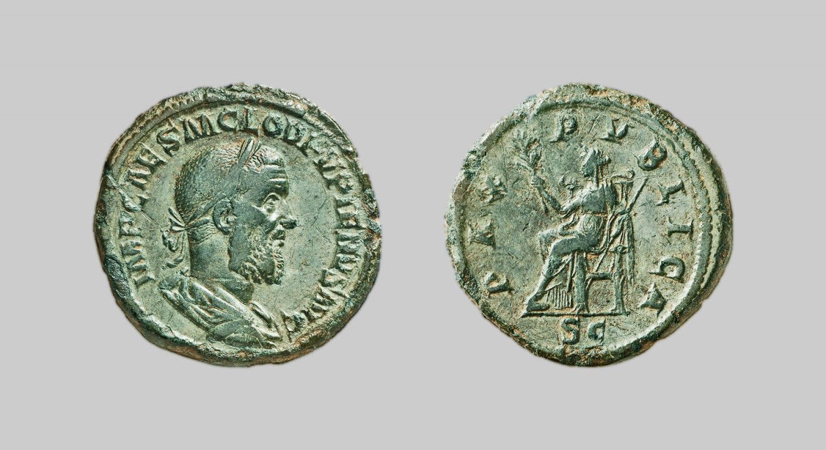 Pupienus_sestertius.jpg