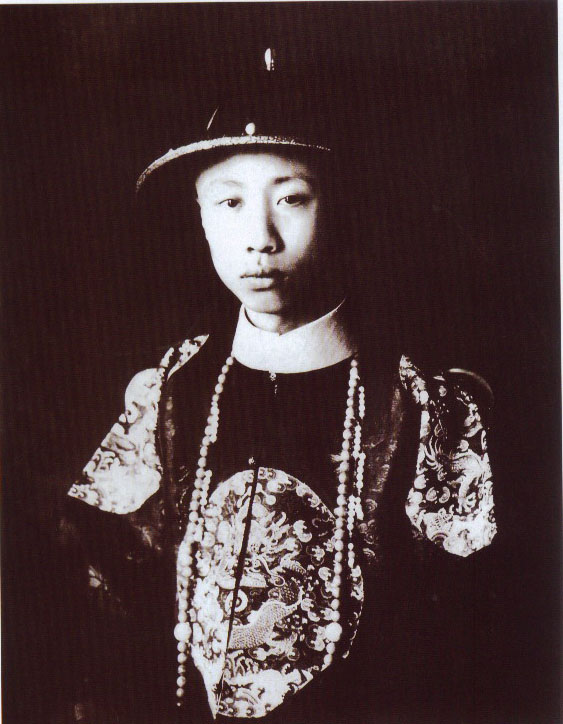 Puyi_(1922).jpg