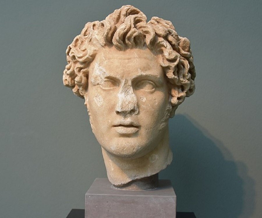 pyrrhus-of-epirus-1.jpg