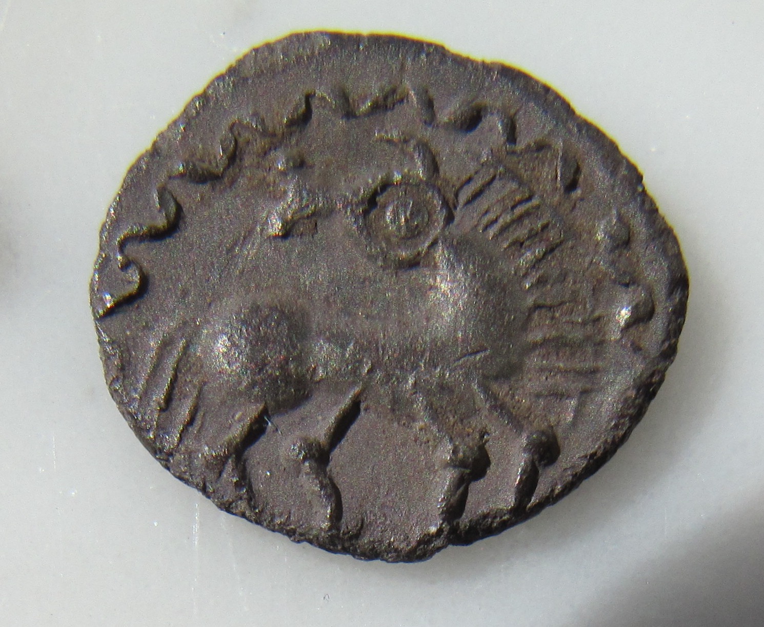 Quinar Tanzendes Männlein-Hessen-Rheinland-UBIER-mid 1st cent BC. Rev - 1.jpg