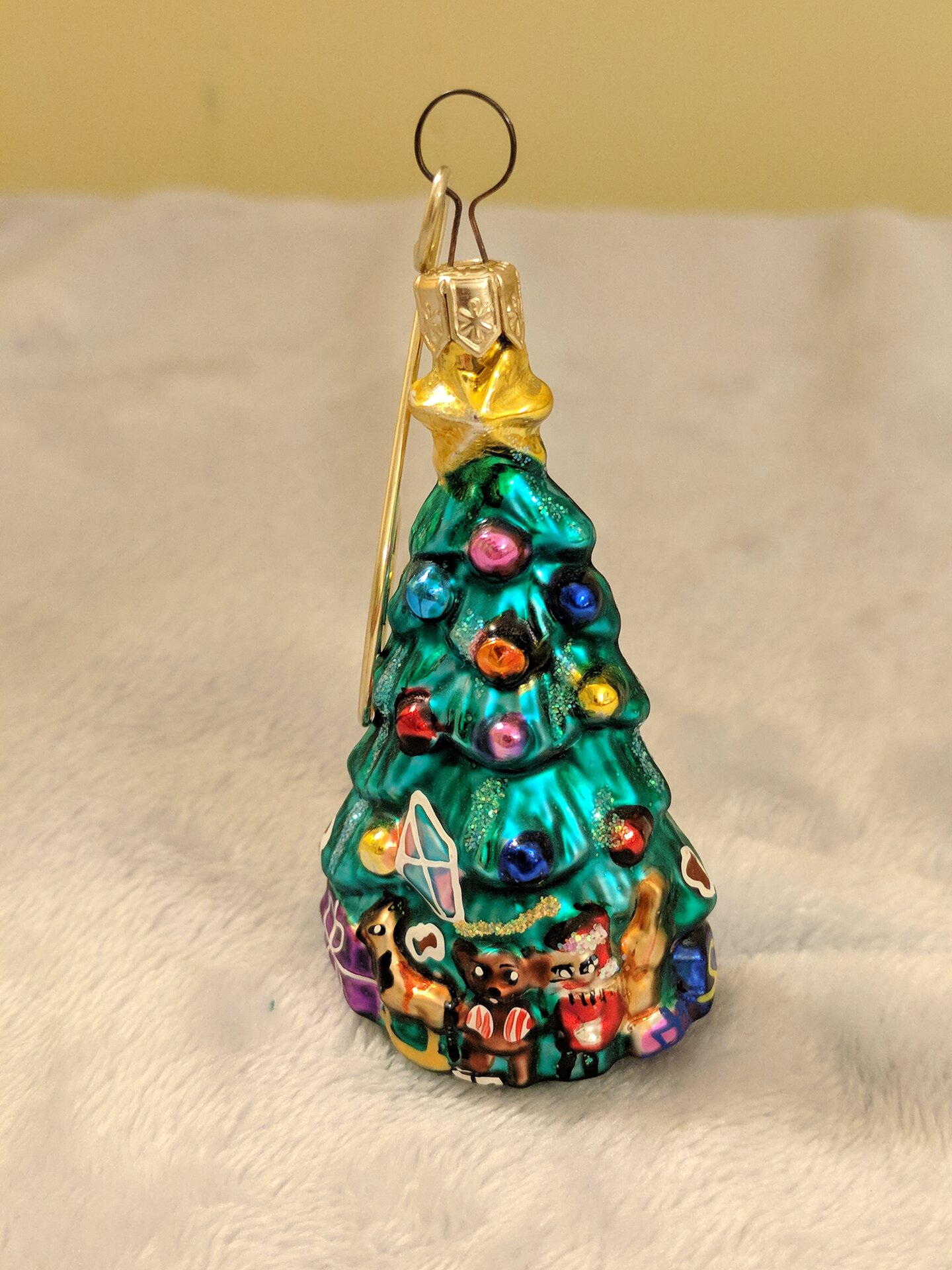 RADKO CHRISTMAS BULBS tree (2).jpg