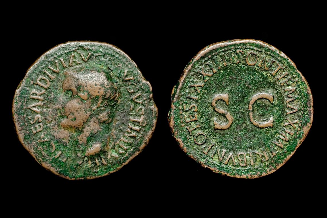 re0960bb0176.jpg
