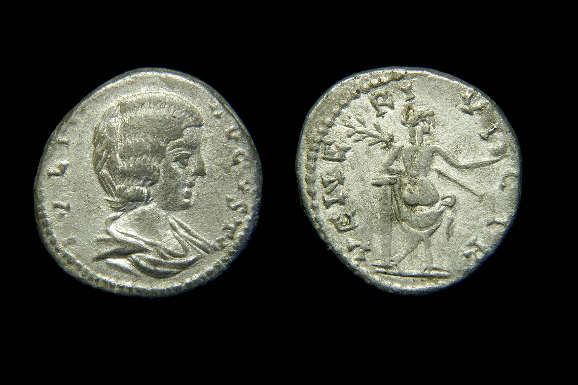 re6380bb02402.jpg