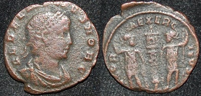 RI Delmatius 335-337 CE Quarter Folles CHI RHO banner flanked by 2 soldiers Sear 3131.jpg