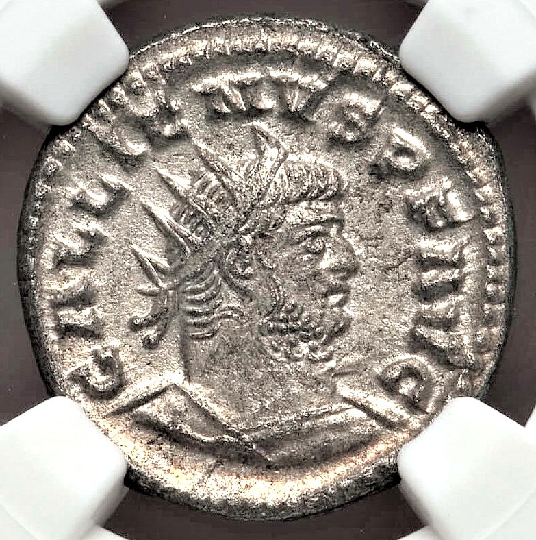 RIC V 672 obv..jpg