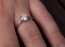 RING FINGER.jpg