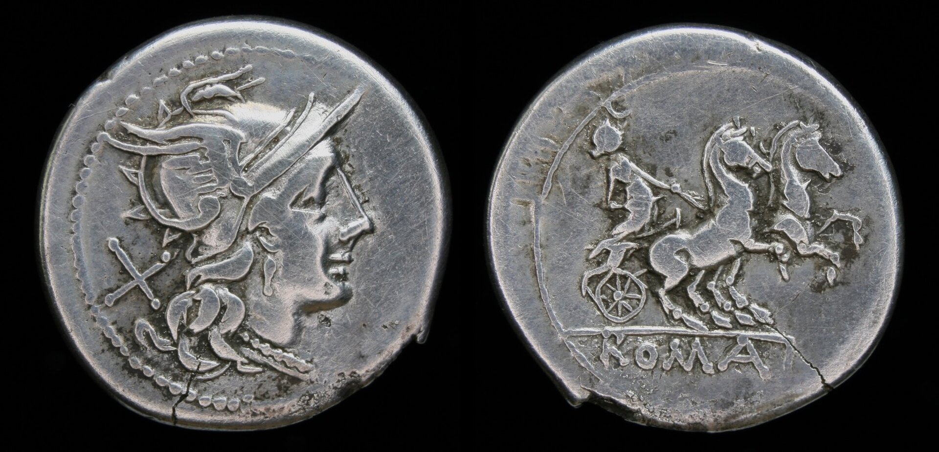 Römische Republik – RRC 158:1, Denar, anonym, Luna in Biga.jpg