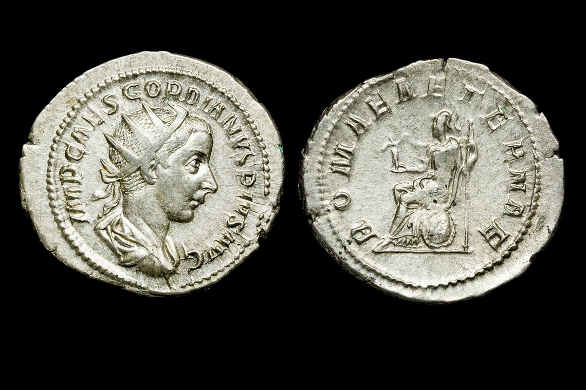 ro0490bb0108.jpg