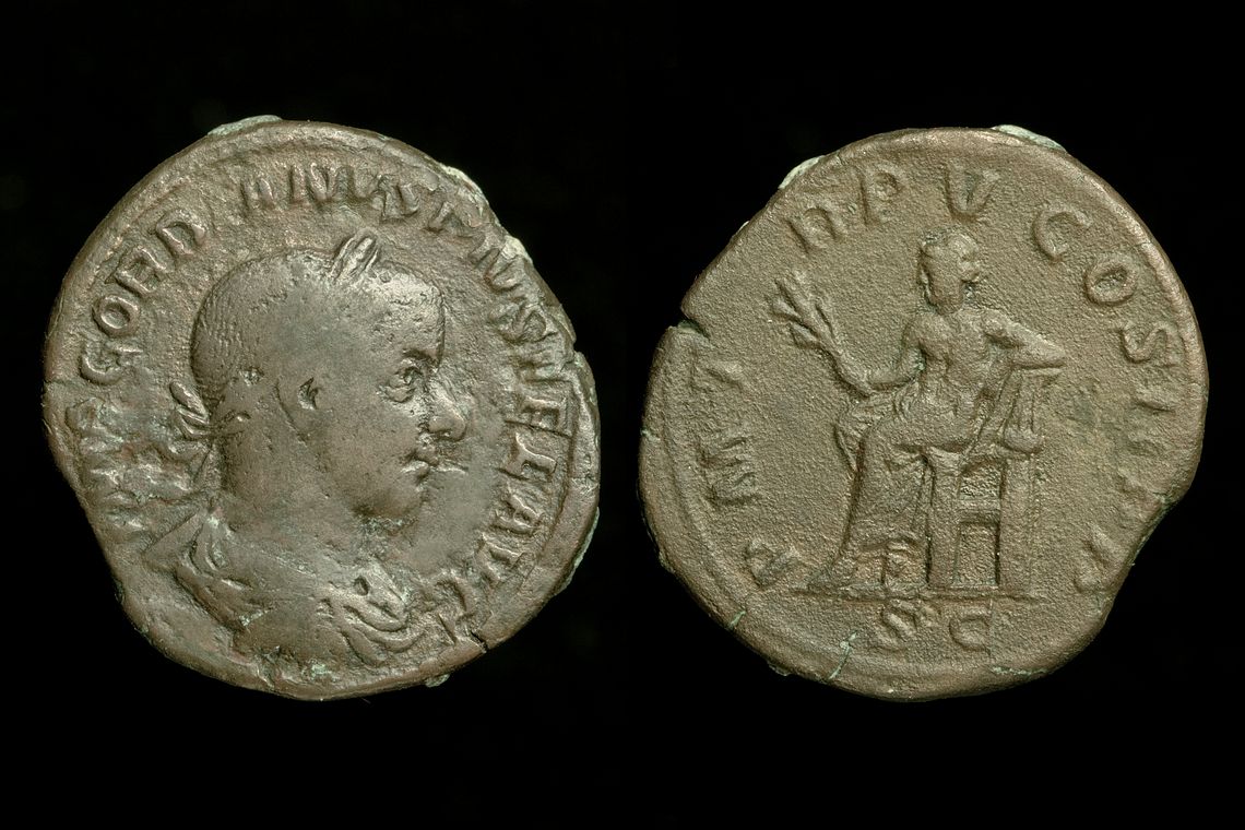 ro0670yy1294.jpg