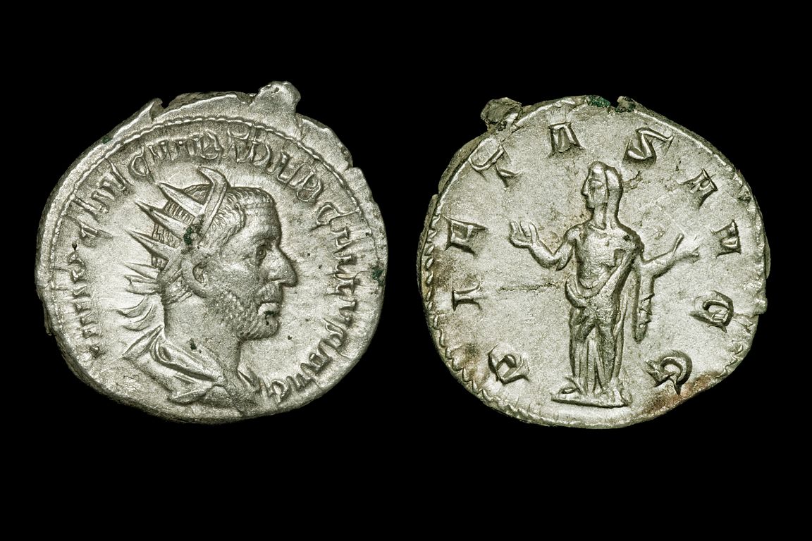 ro1390bb1853.jpg