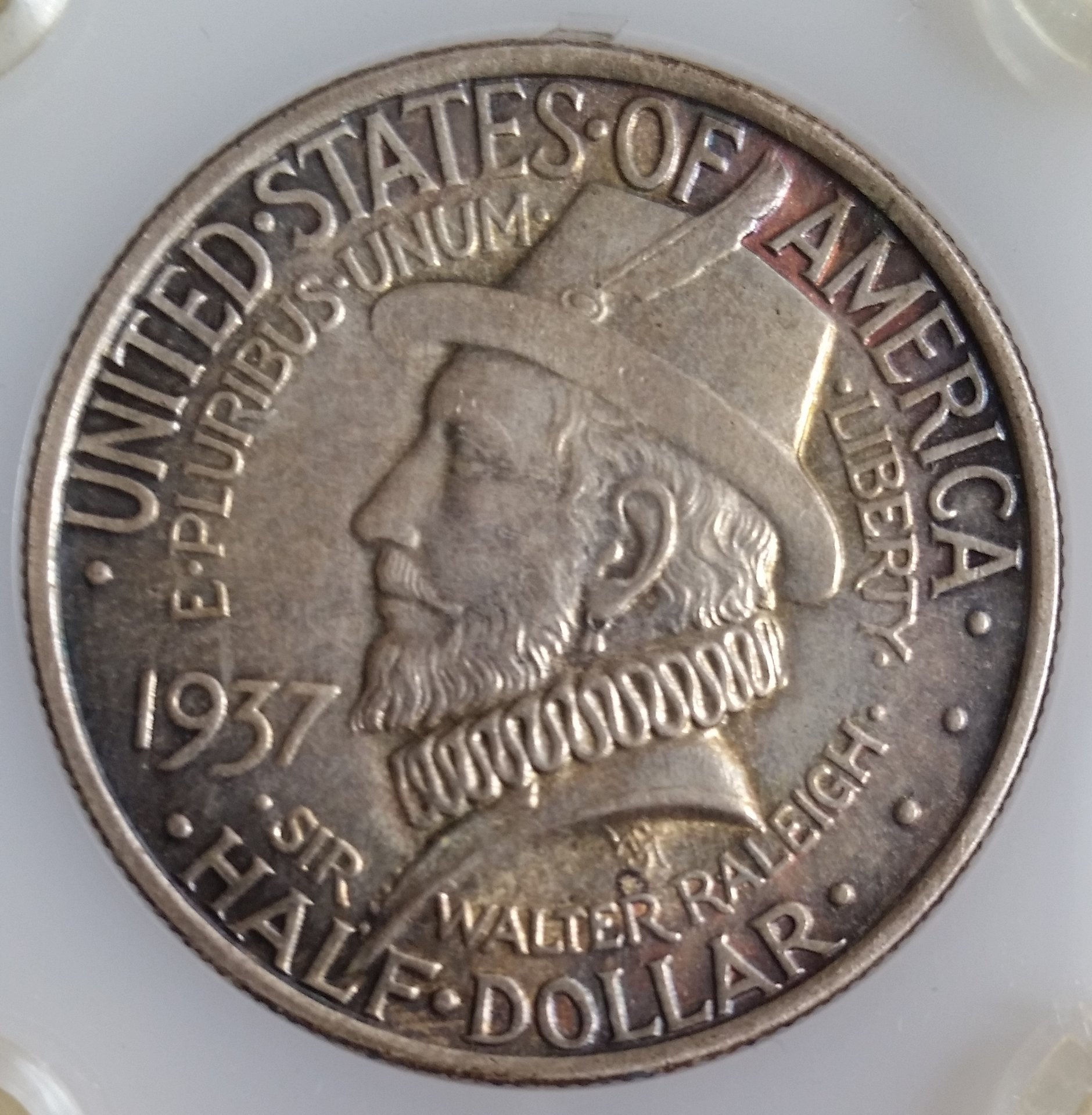 Roanoke half dollar obv.jpg