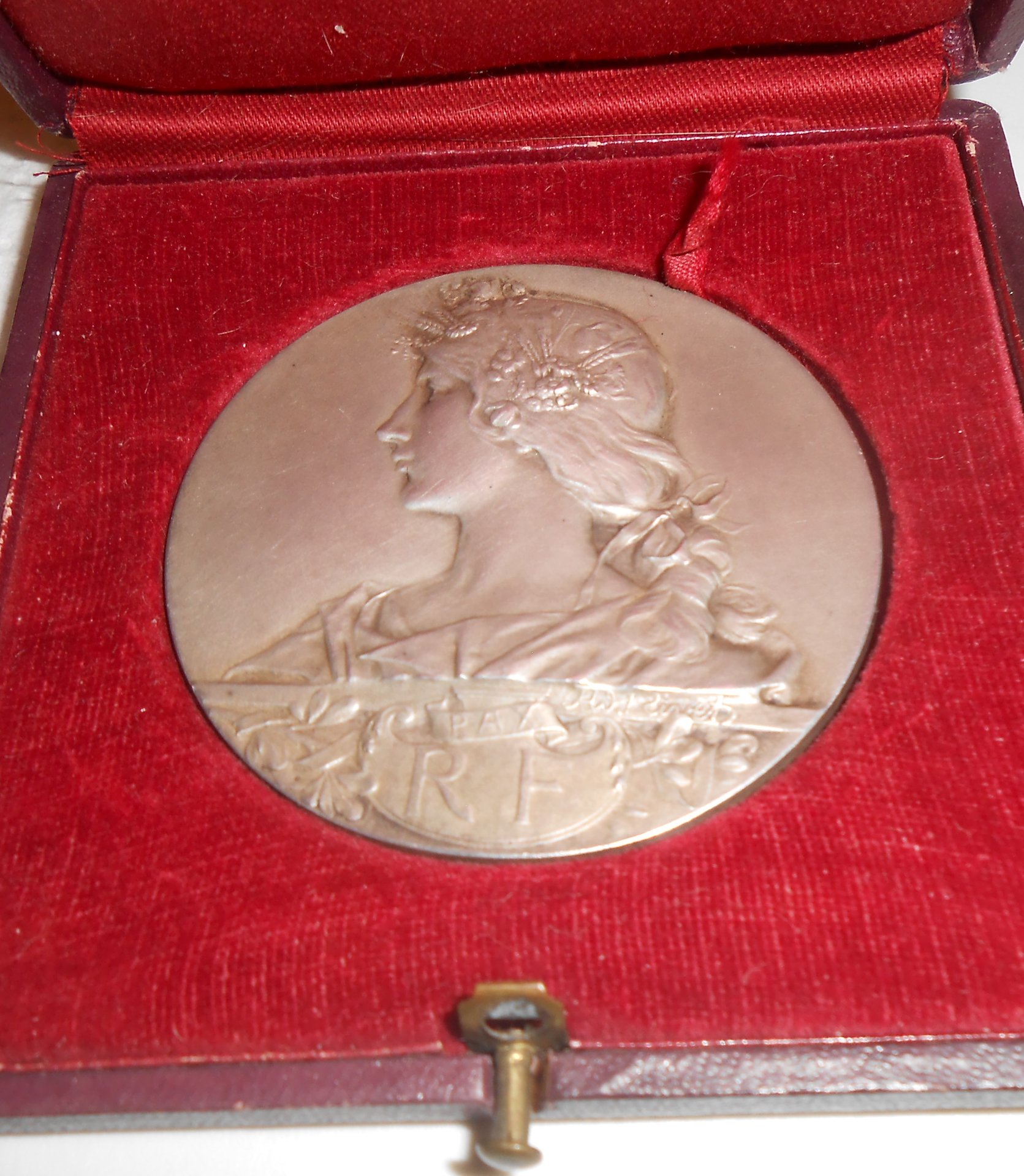 rofmedalbox.jpg
