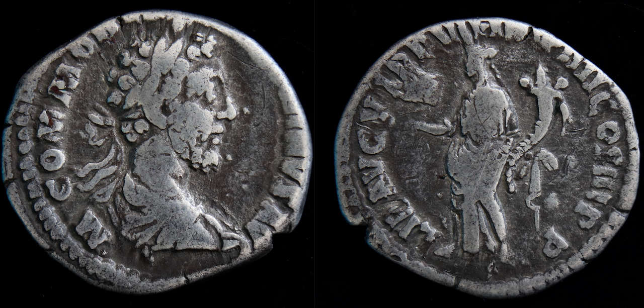 Rom – Commodus, Denarius (Liberalitas) .png