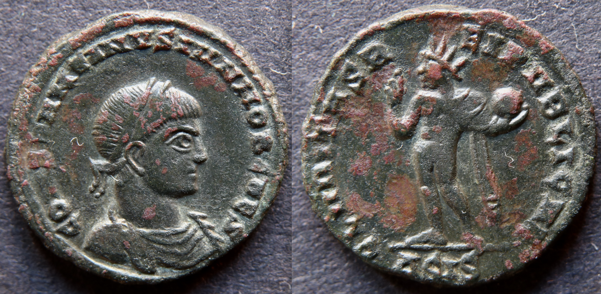 Rom – Constantinus II, Claritas Reipublicae, Sol, Siscia.png