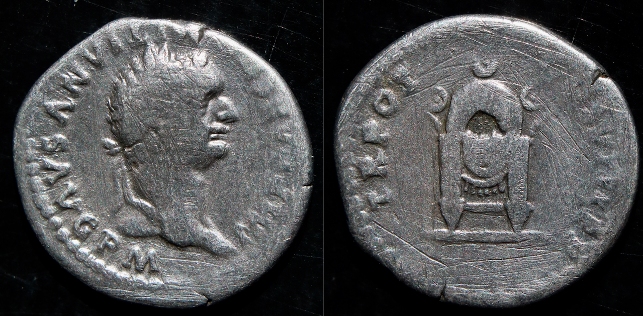 Rom – Domitian, denar, Thron.png