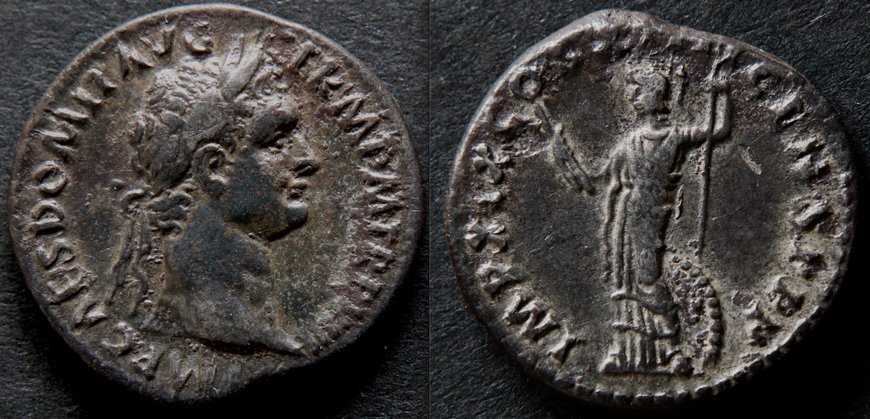 Rom – Domitian, denarius, Minerva (neu estes Foto).png