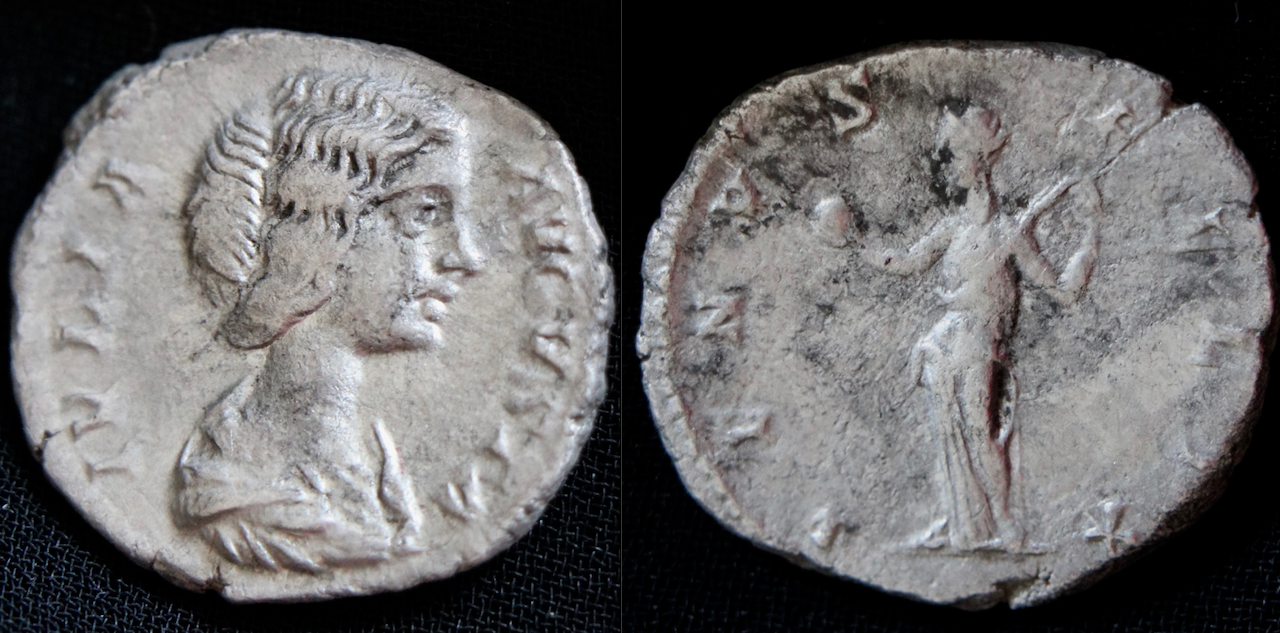 Rom – Julia Domna, Denar, Venus Felix (neues Foto).png