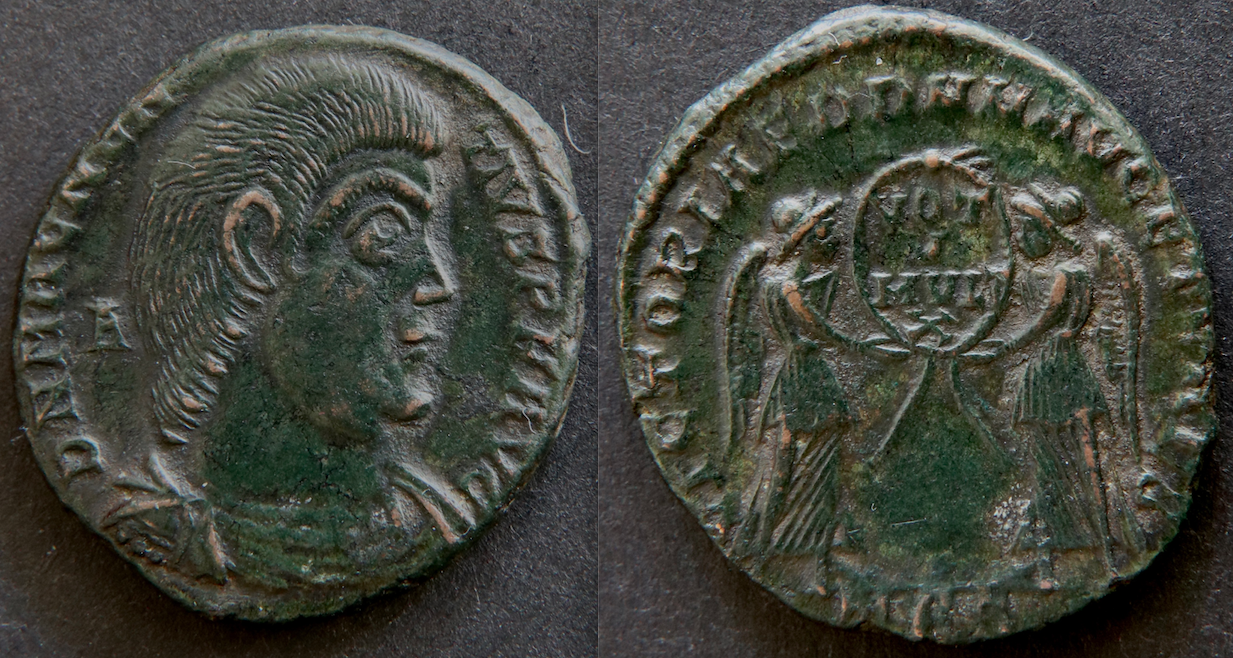 Rom – Magnentius, AE, 2 Victorien, Trier, RIC 312..png