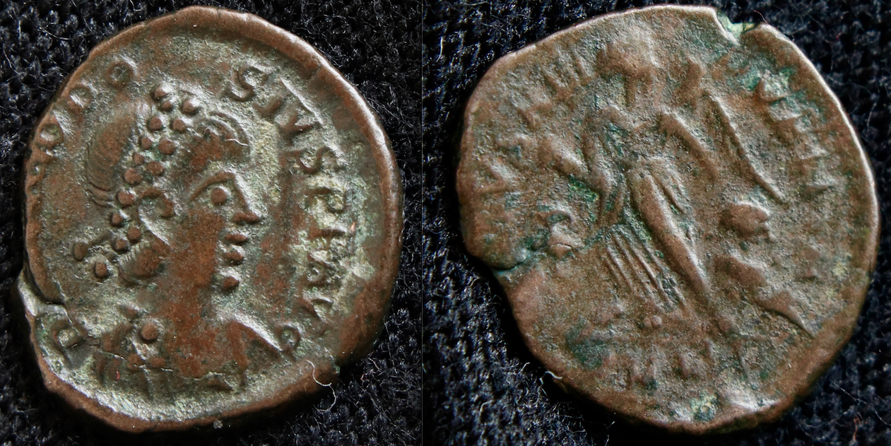Rom – Theodosius, AE4, Salus Reipublicae, Kyzikos.png