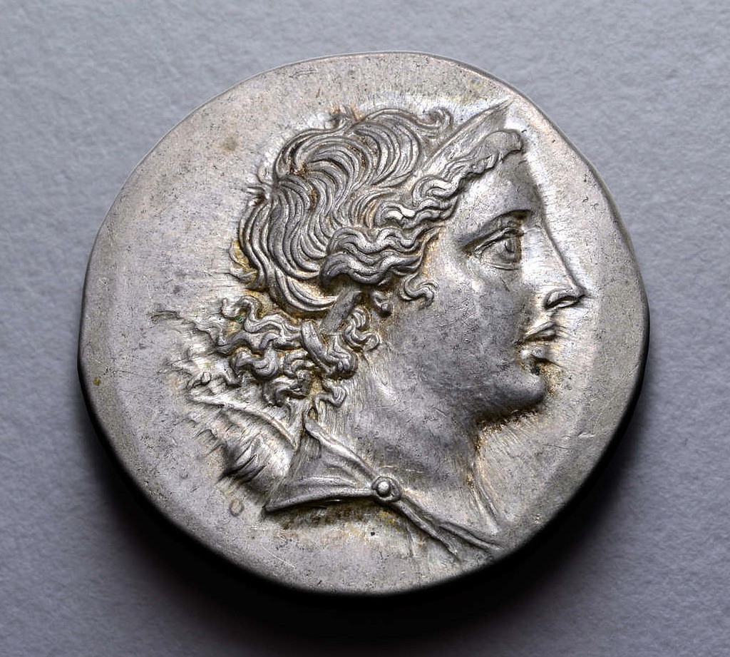 Roma XX, lot 178 obv. Pinterest photo.jpg